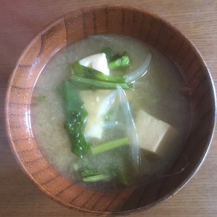 五月菜と玉ねぎ高野豆腐の味噌汁